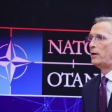 "Les armements fournis par les pays de l'Otan sont utilisés pour la contre-offensive et ils font la différence. Mais nos stocks sont de plus en plus bas. Nous ne pouvons pas poursuivre à ce rythme", a averti Jens Stoltenberg, le secrétaire général...